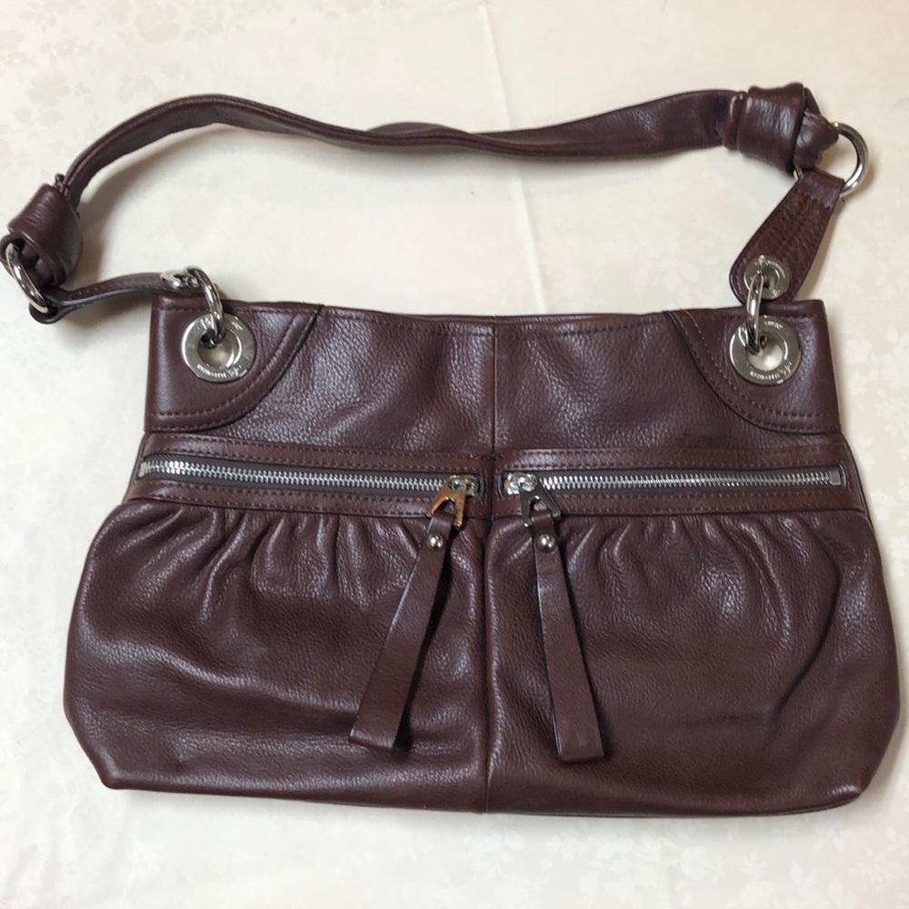 B Makowsky soft brown leather handbag